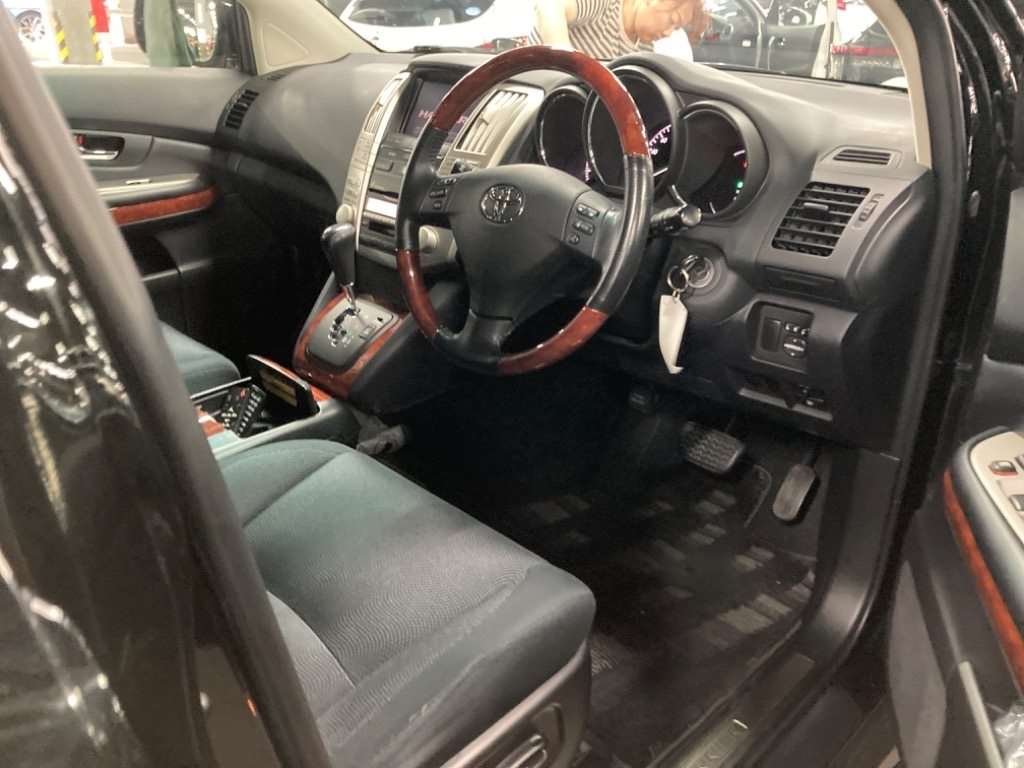 2011 Toyota Harrier